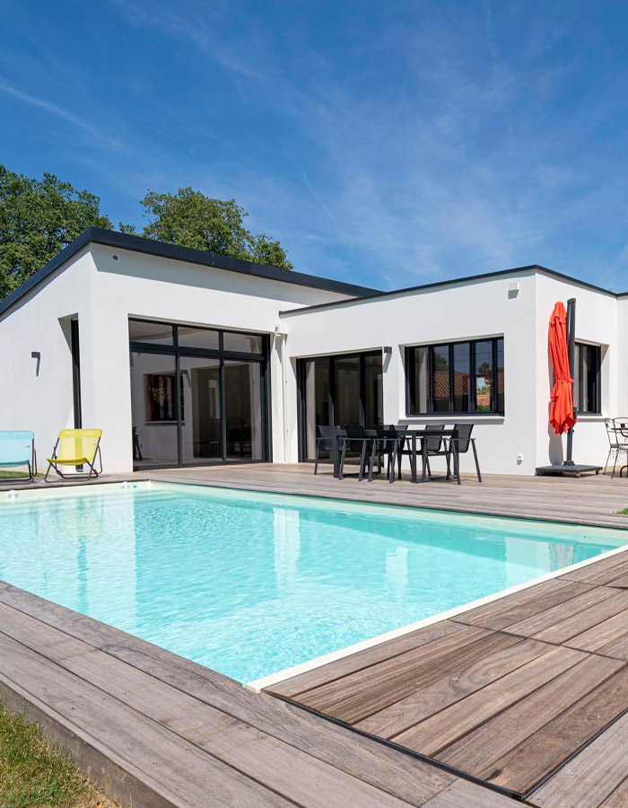 la bocaine vue piscine exterieure les sables d'olonne maison plain pied